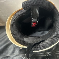 ヘルメットAの画像