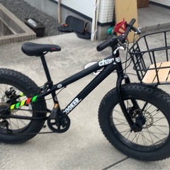 キッズ　子供用自転車 ファットバイク20インチ