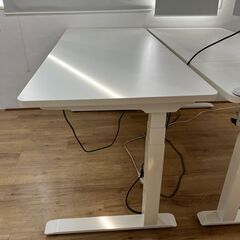 昇降式デスク FLEXISPOTの画像