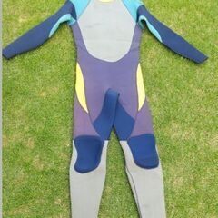 セミドライスーツ（セミドライウェットスーツ）の画像