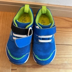 美品　瞬足スニーカー　16cmの画像