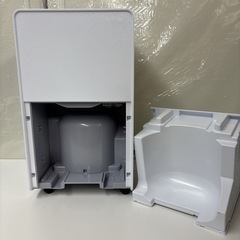 I417 🌈 2025年製♪ YAMAZEN コンプレッサー式除湿器 適用面積6～14畳用 ⭐ 動作確認済 ⭐ クリーニング済の画像