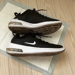 NIKE   AIRMAXアクシス  24cmの画像