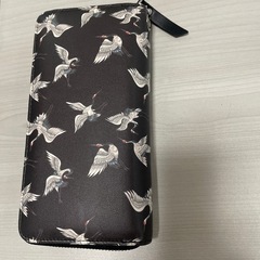 新品未使用　鶴柄の長財布　の画像