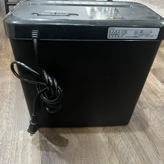 アイリスオーヤマ　シュレッダーの画像
