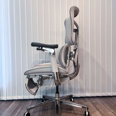 エルゴノミックメッシュオフィスチェア グレーホワイトの画像