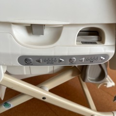 【交渉可
】コンビ ハイローチェア（電動・音楽付き）の画像