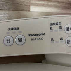 美品★パナソニックシャワー便座★プロによる清掃除菌済み♪の画像