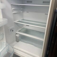 リサイクルショップどりーむ天保山店　No3089 冷蔵庫　３ドア　左開き　Panasonic　２０２１年製　高年式🎵　自動製氷機能付き　の画像