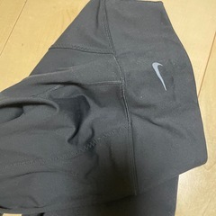 ナイキ　フレアレギンス　mの画像
