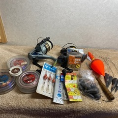 ダイワ　釣り道具色々　リール　糸　針