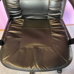オフィスチェアの画像