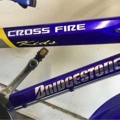 △ q 岐阜発/ ブリジストン/ CROSS FIRE/ 子供用自転車/ 18インチ/ キッズマウンテンバイク/変速なし/走行確認/現状品/ 管03s/ R7.7/11 △の画像