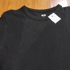 UNIQLO★ブラックＴシャツの画像