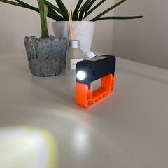 カラビナ　LEDライト　未使用品の画像