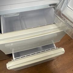 リサイクルショップどりーむ天保山店　No3379 冷蔵庫　３ドア　AQUA　２７２L　２０１６年製　の画像