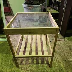 IKEA NESNA サイドテーブルの画像