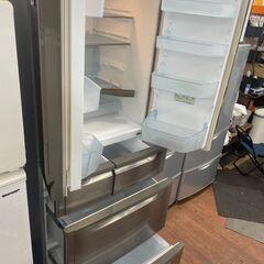 リサイクルショップどりーむ天保山店　No3517 冷蔵庫　４５１L　大型冷蔵庫　東芝　２００６年製　自動製氷機能付きの画像