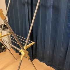 パイプハンガー、室内洗濯物干の画像