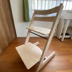 無料　子ども用のイス　引き取り可能な方にお譲りしますの画像