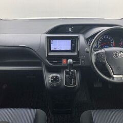 実際の車を沢山見たい！内装や傷を目で確かめたい！そんなあなたに！【オトロン大垣店】なら常時200台以上！/トヨタ ノア 　Ｓｉの画像
