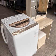 🌟 東芝洗濯機＋ミラー付きドレッサーセット – 17,500円  信頼の国産家電＆便利な収納家具 🚚【省スペースでおしゃれ／きれいな状態】 の画像