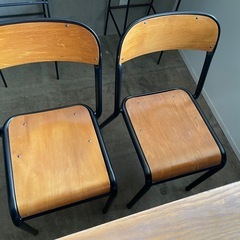 【カフェ閉店】テーブル＆チェア4脚セット（1セット9万円／全3セットあり・引き取り歓迎） の画像