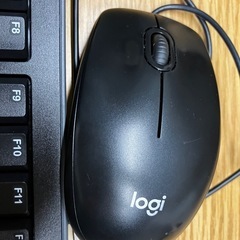 ロジクール　キーボード、マウスの画像