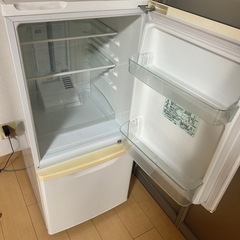 冷蔵庫の画像