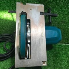 マキタ 5837BA マルノコ コード式【市川行徳店】【店頭取引限定】【中古】管理番号：IT5DFY34IED1の画像