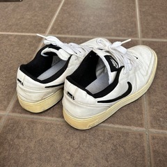 NIKE スニーカーの画像