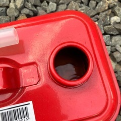 ガソリン携行缶の画像