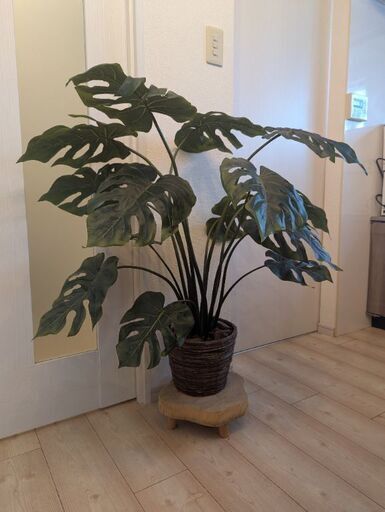 モンステラ リアルな人工観葉植物約100cmとウッドチップ鉢カバー