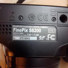 デジカメ　FinePix S8200 FUJIFILM  美品　の画像