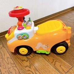 アンパンマン　乗れる車　よくばりビジーカーの画像