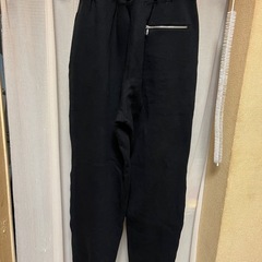 Revolution スエットパンツの画像