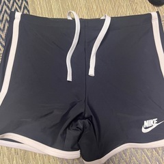 NIKEの水着140の画像
