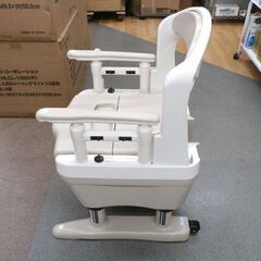 未使用保管品 安寿 ポータブルトイレ ジャスピタ 標準便座タイプ ベージュ 介護 介助 補助 札幌 西岡店 の画像