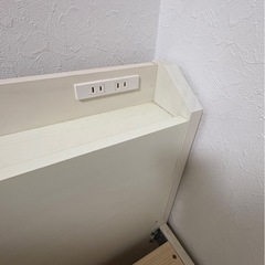 【ニトリ】セミダブルベッドフレームの画像