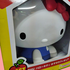 🉐🌈BIG! ハローキティ おすわりフィギュア🌈HELLO KITTYの画像