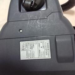 三菱紙パック式掃除機の画像
