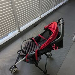 Combi コンビ ベビーカー F2の画像