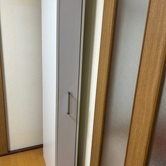 隙間ラックの画像