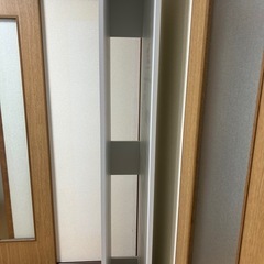 隙間ラックの画像