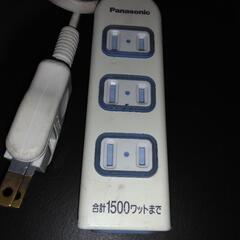 電源コード　4口　1mの画像