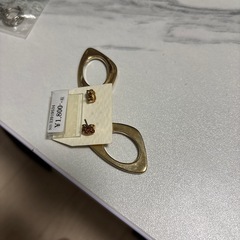 【未使用品】ピアス　1セットの画像