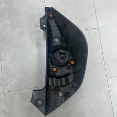 トヨタ アクア nhp10 助手席側　純正テールライトの画像