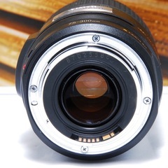 美品 Canon EF 75-300mm IS USM☆超望遠レンズ☆人気望遠！の画像