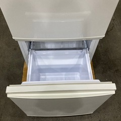シャープ冷蔵庫 137L  2016年製の画像