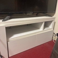 TV台の画像